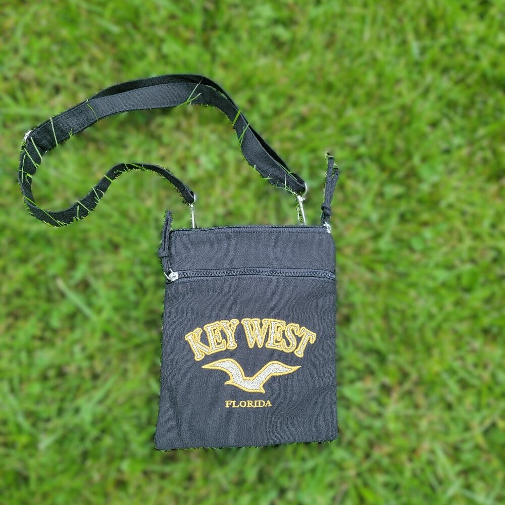 2/$10  KEY WEST FLORIDA crossbody ~ purse ~ black ~ sparkle/glitter!   LIKE NEW!